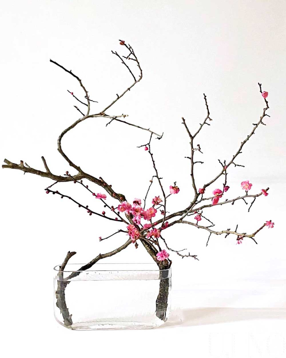 gesak-es-elnyomott-japan-felesegek-ikebana.jpg