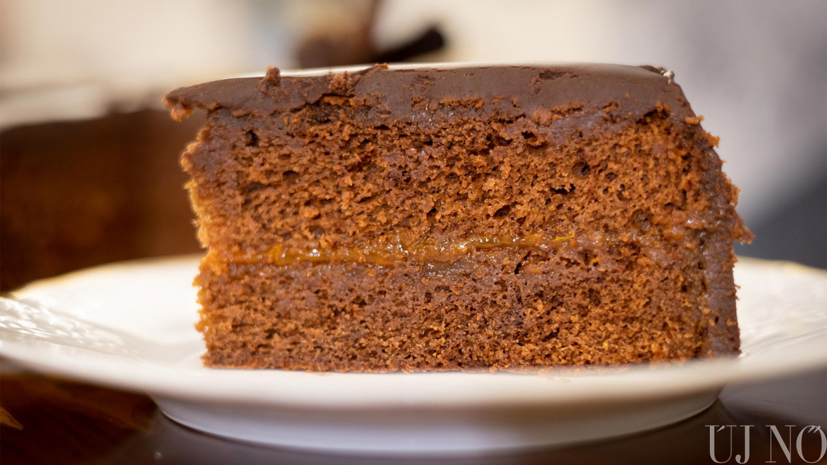 recept-a-zselizi-sacher-hazbol-torta.jpg