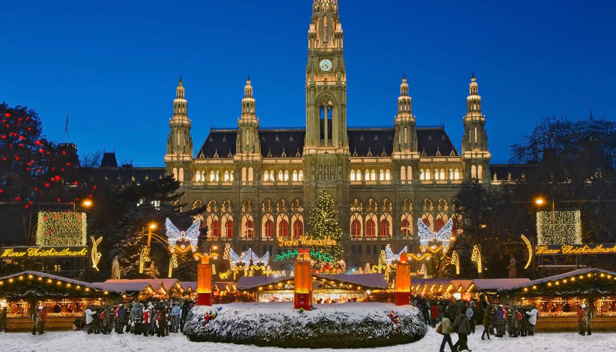 shu-austria-vienna-christmas-market-117533932-1440x823.jpeg