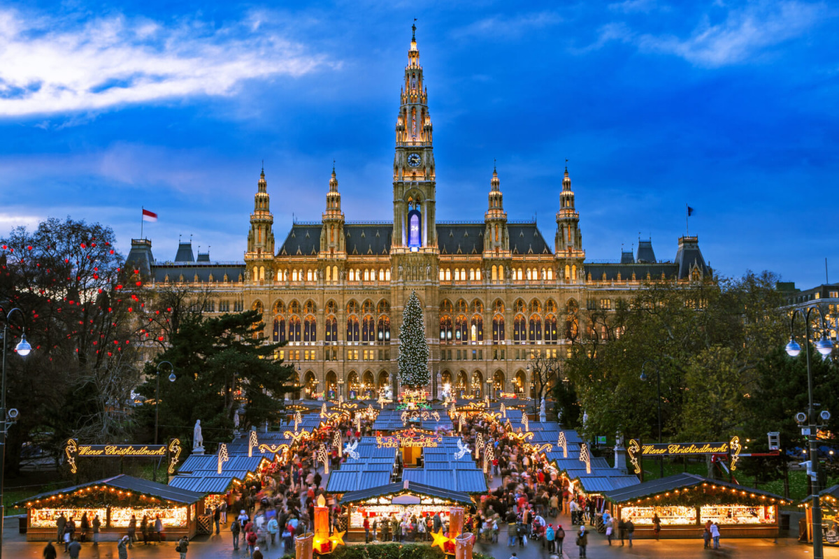 vienna-christmas-market-2-scaled_0.jpeg