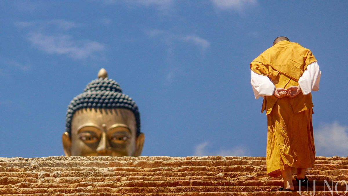 a-buddhizmus-kezdo.jpg
