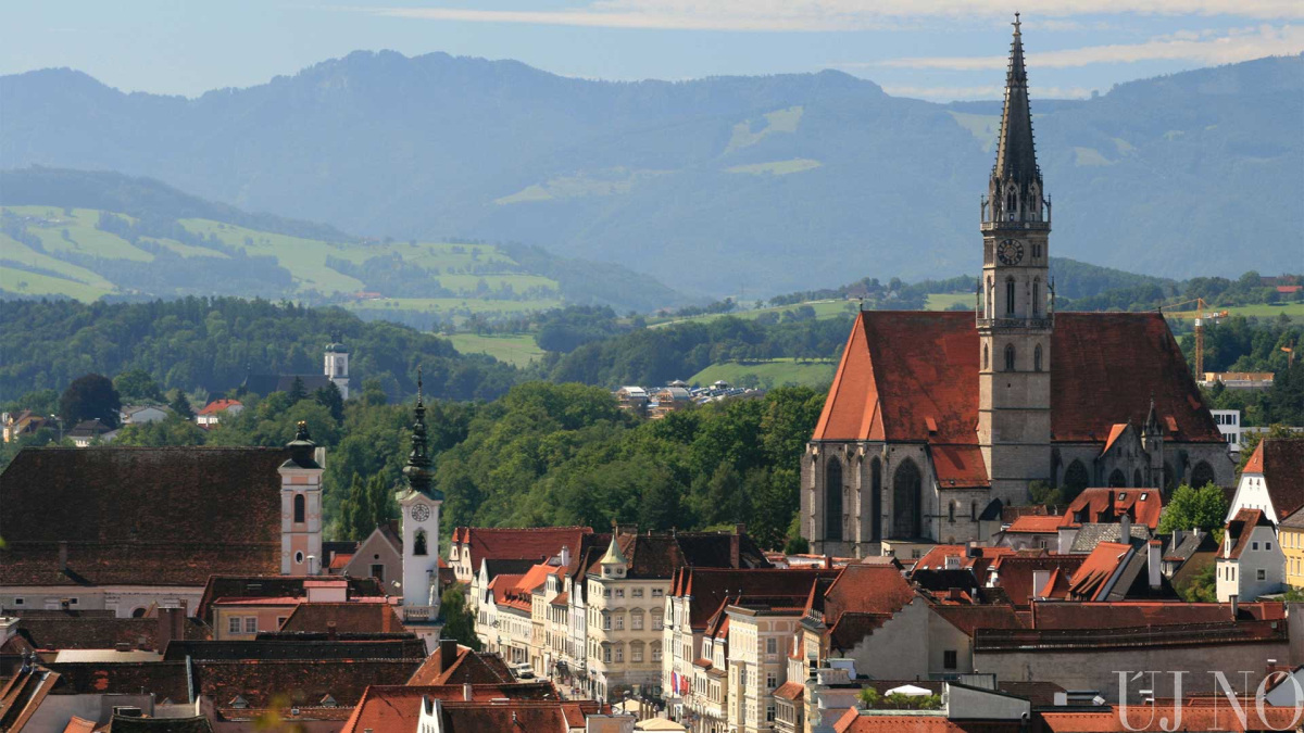a-nyugalom-varosa-steyr-kezdo.jpg