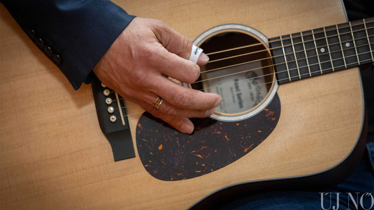 katedra-es-gitar-belso.jpg