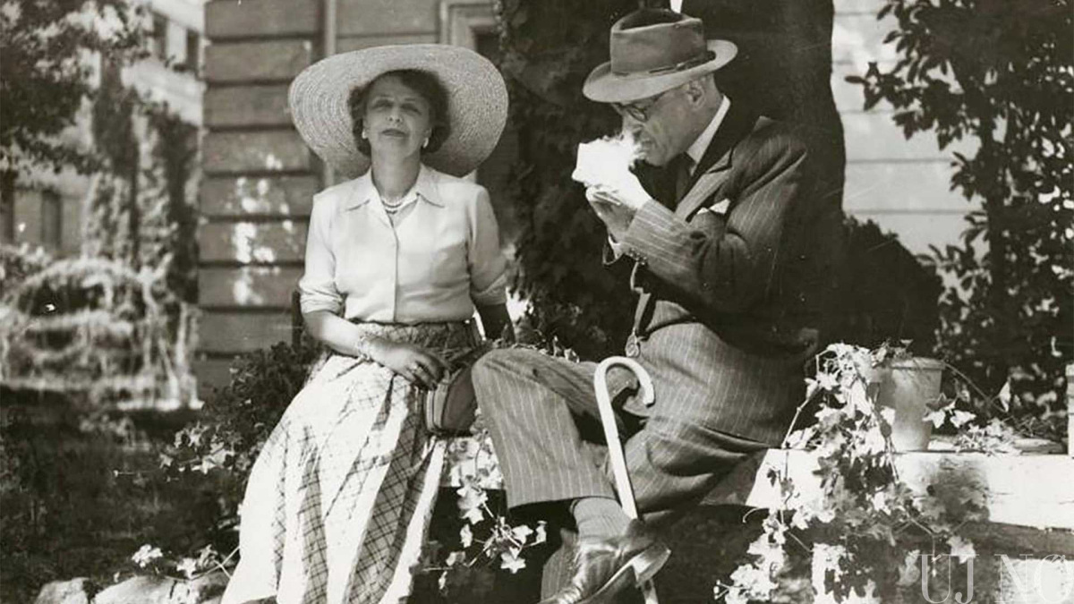 katinka-a-voros-grofno-fenykep.jpg