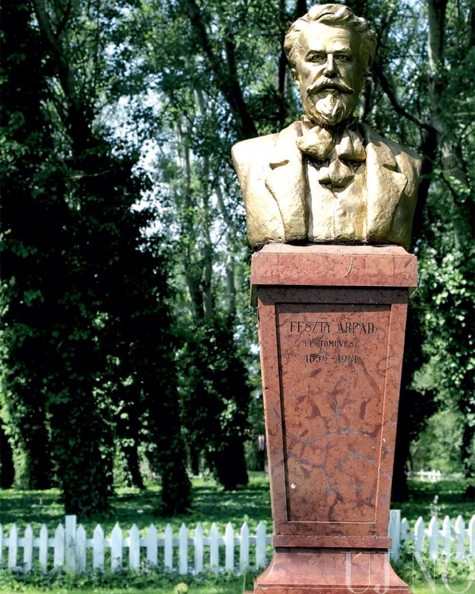 kismartos_jaj_de_szep_hely00001.jpg