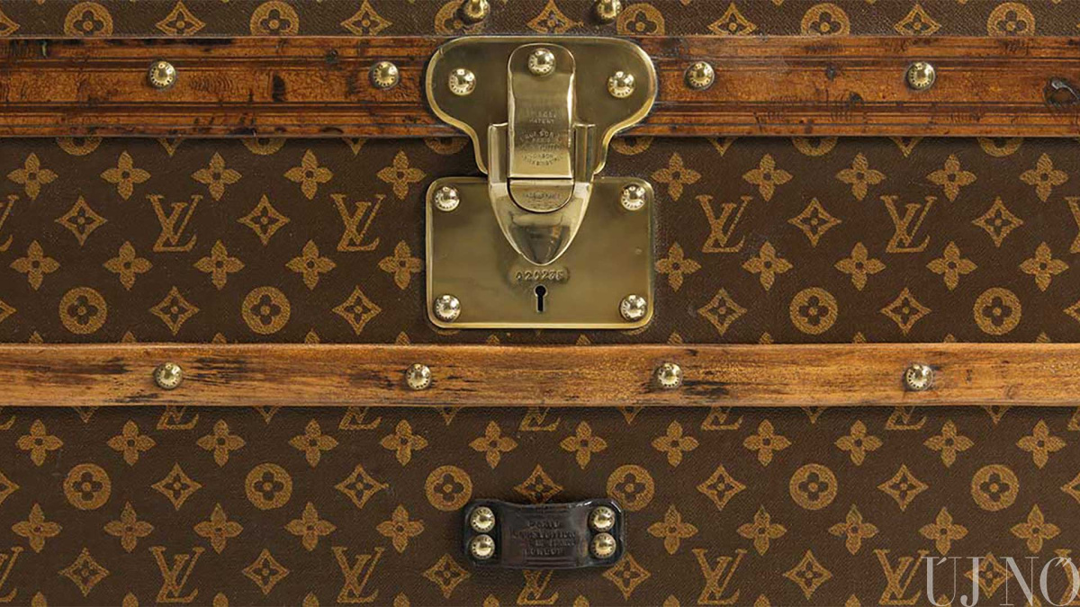 louis_vuitton_monogram00002.jpg