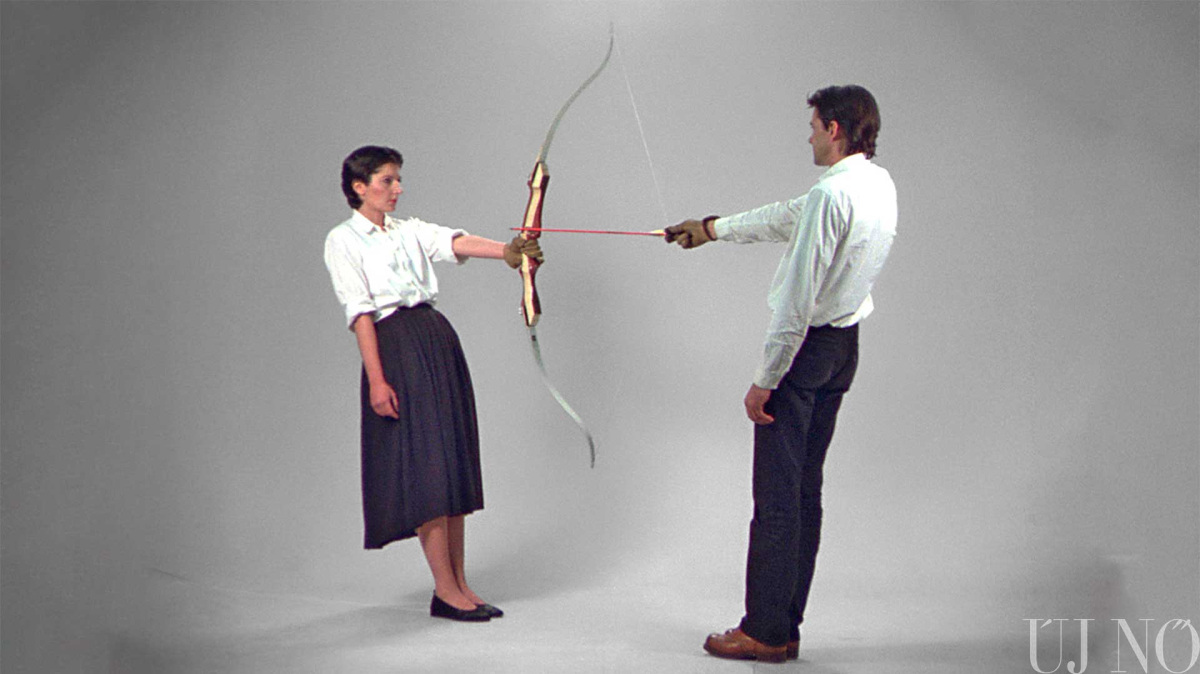 marina-abramovic-nyil.jpg