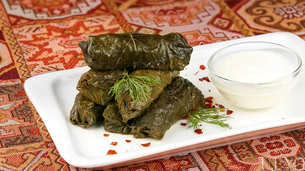ormeny-konyha-tolma-garni.jpg