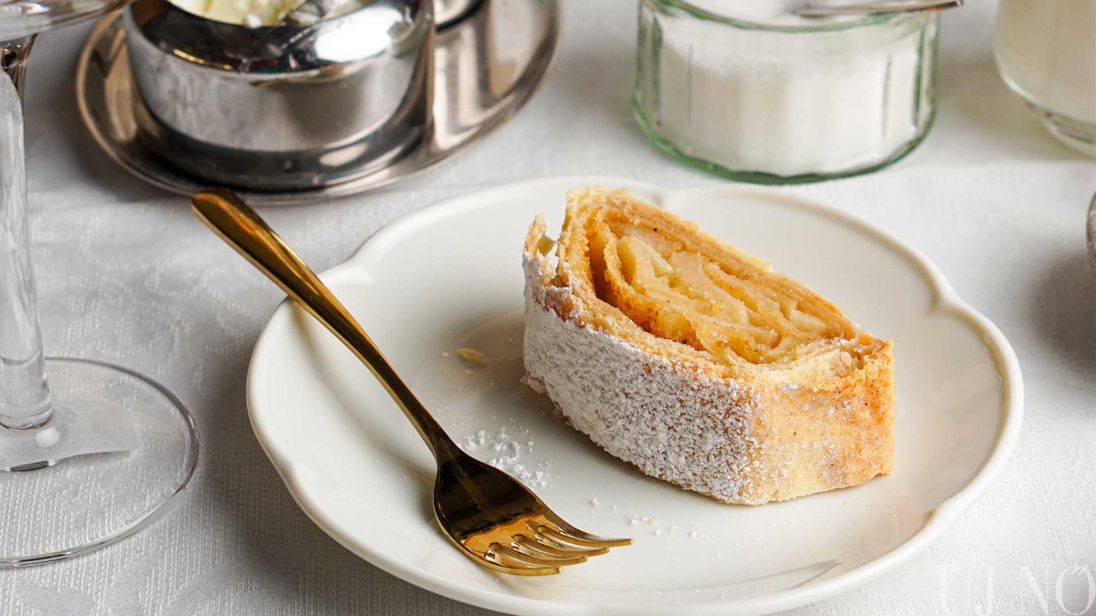 osztrak-konyha-izei-apfelstrudel.jpg