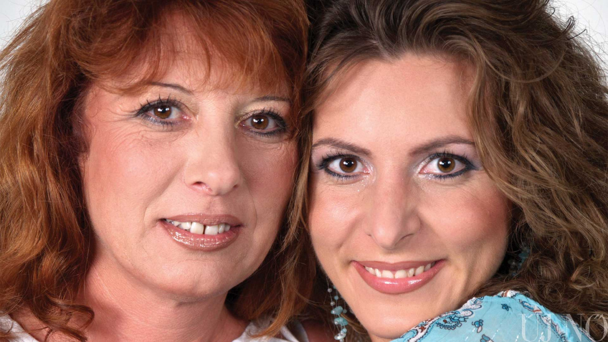 plasztikan-voltam-anya-lanya.jpg