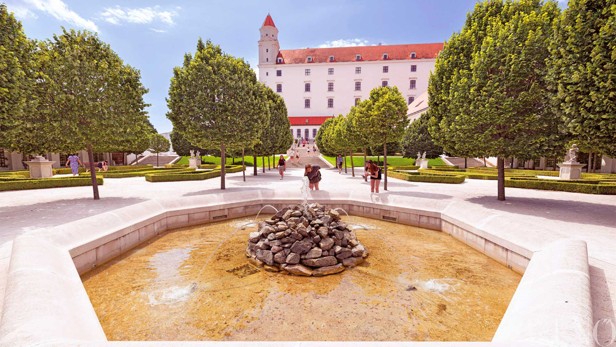 pozsonyi_varkertek_pozsony_00014.jpg