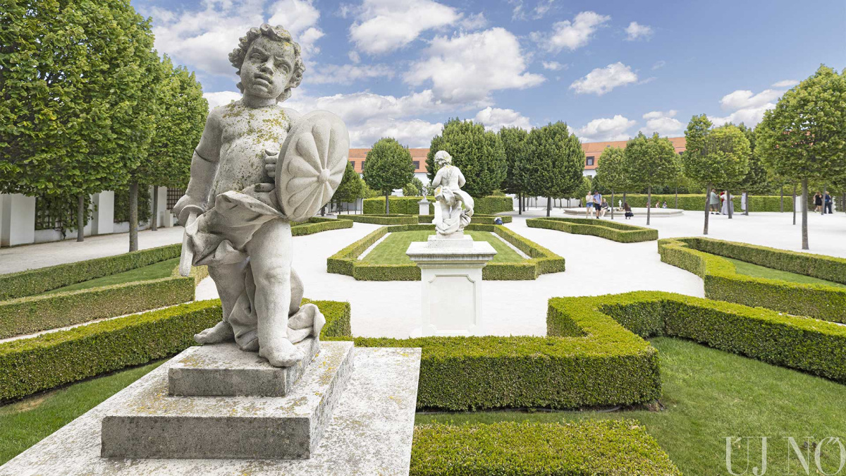 szeptemberi-lapajanlo-pozsonyi-kert.jpg
