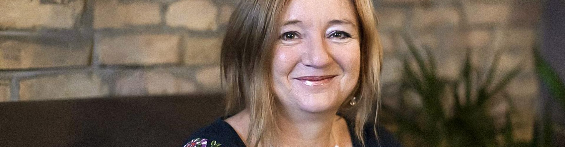 Ki lehet ma ,,rendes&quot; nő? – Interjú Rácz Zsuzsa írónővel