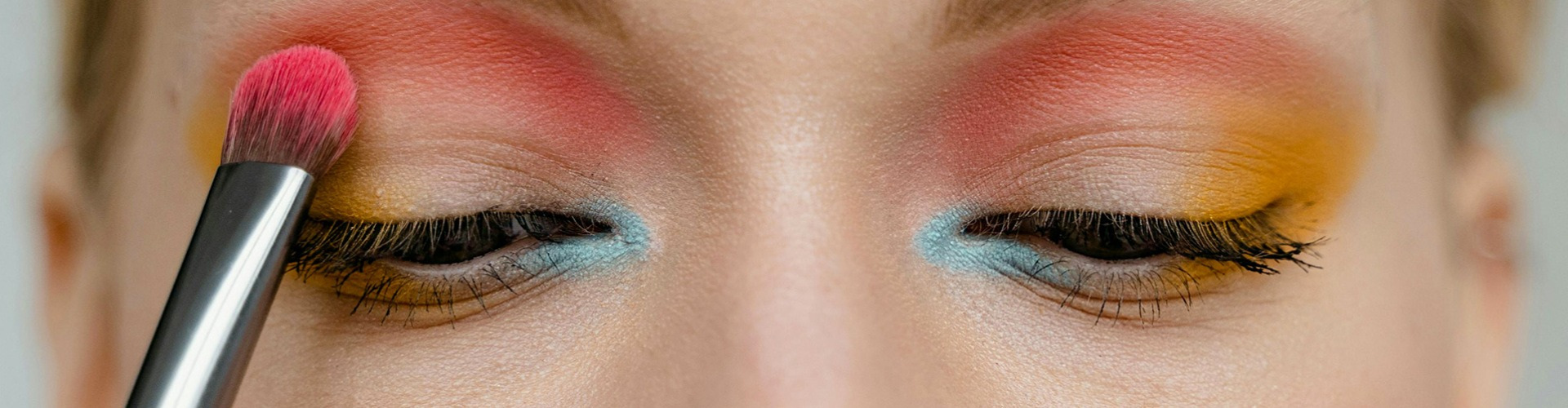 A tökéletes szemhéjfestés titkai