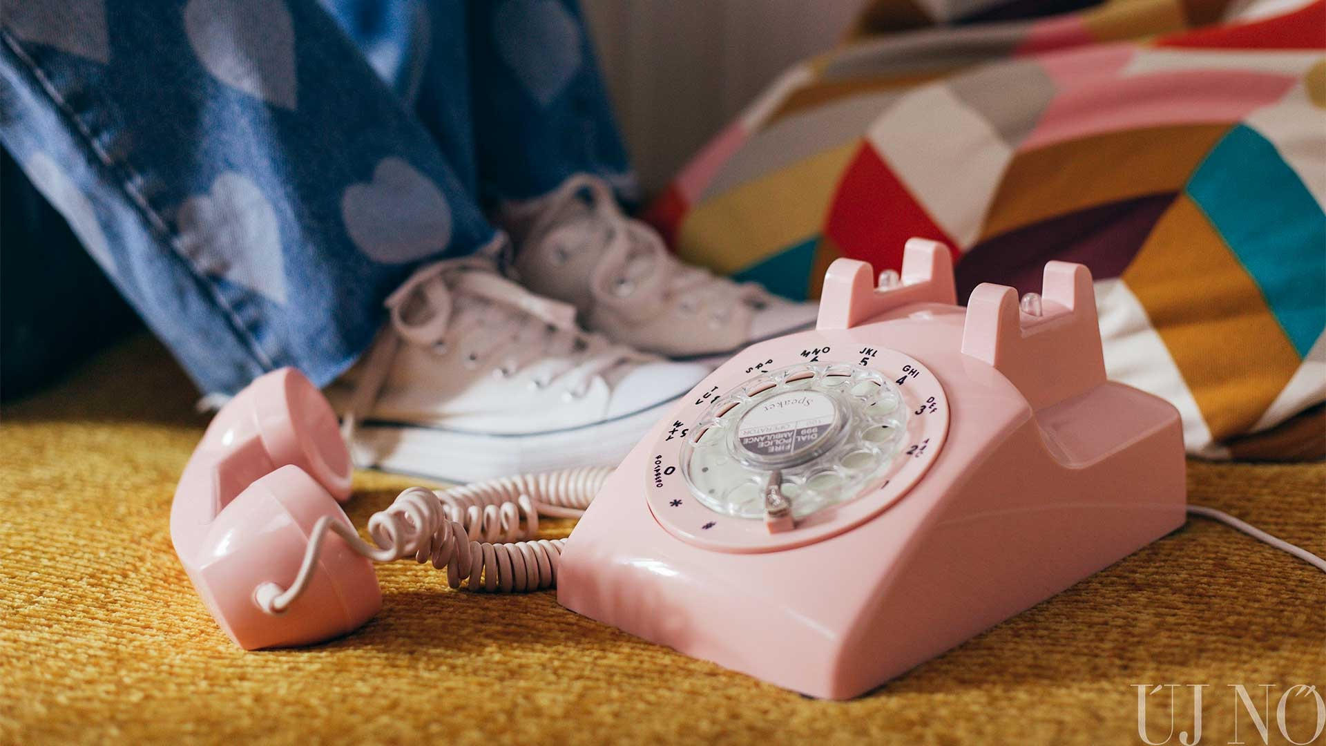 Emeld már fel azt a telefont!