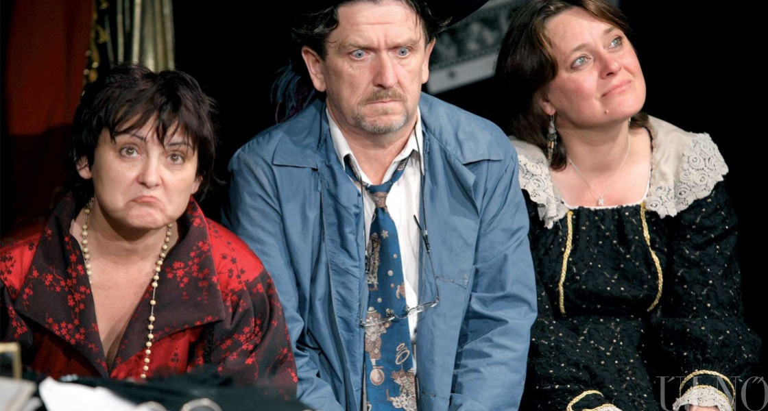 Két királynő: harc a hatalomért és a szerelemért