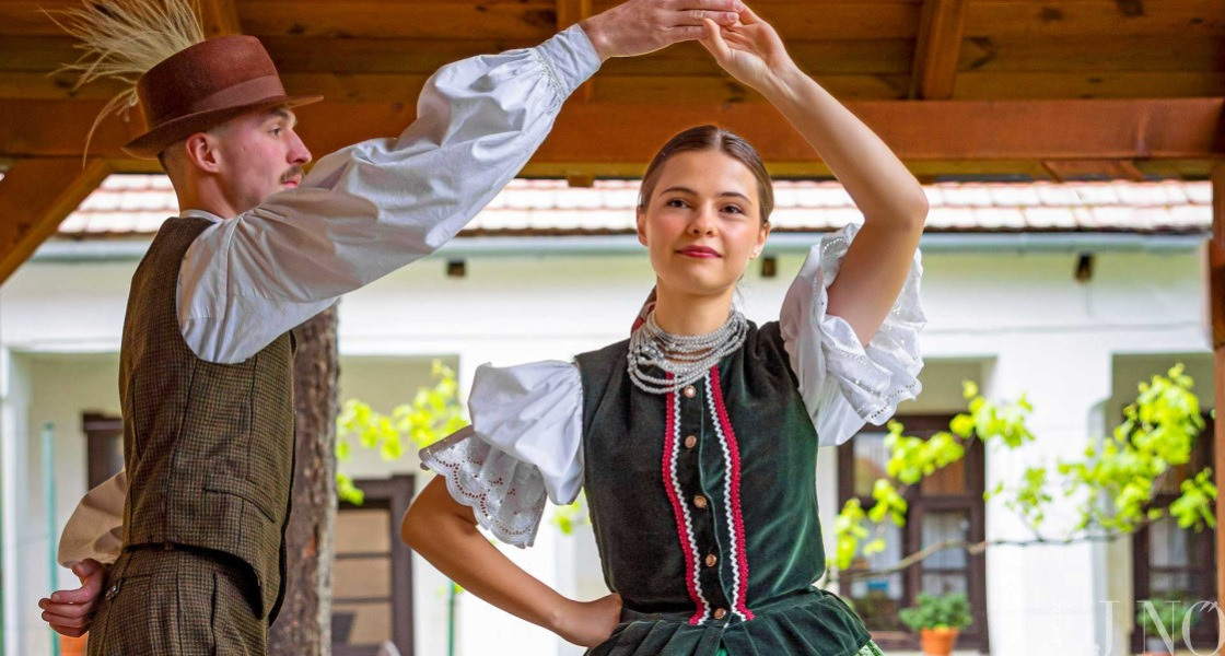 Pünkösdi sortáncjárás